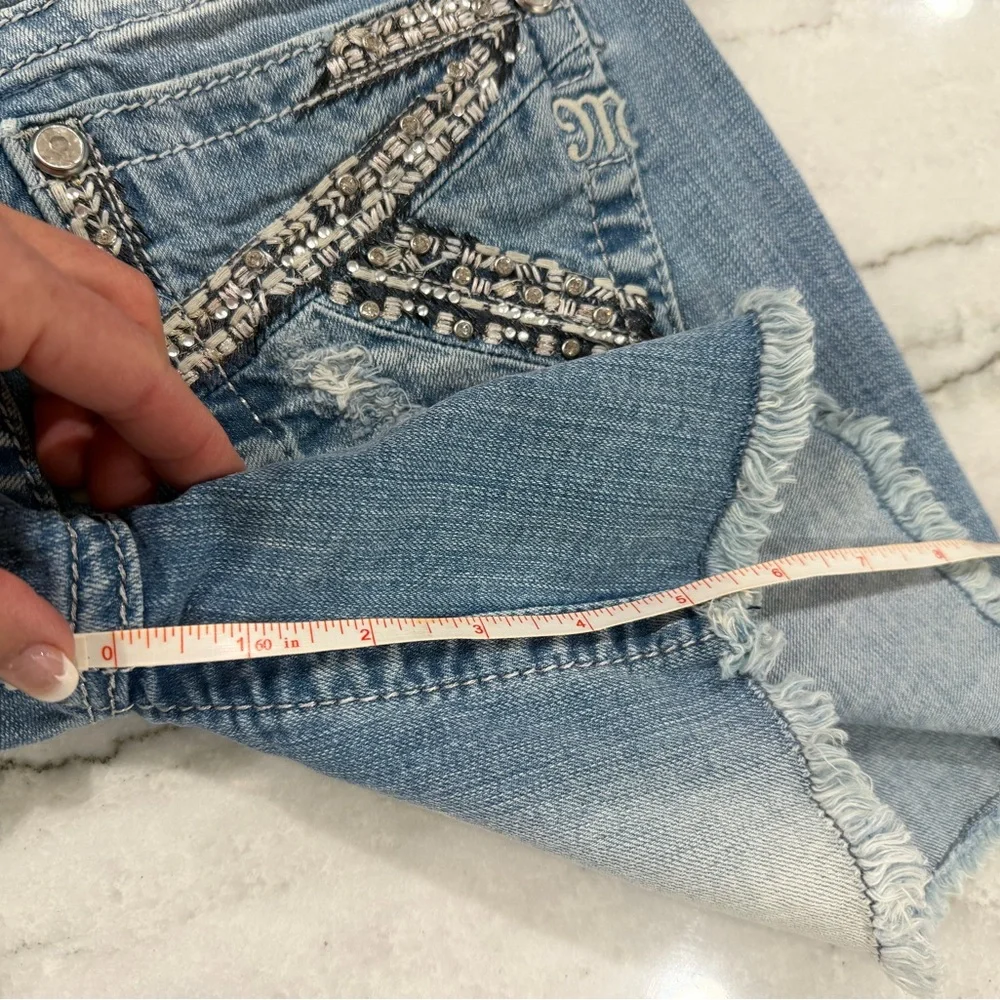 Miss Me NWOT Denim Shorts Never Worn Rhinestones - Picture 4 of 14